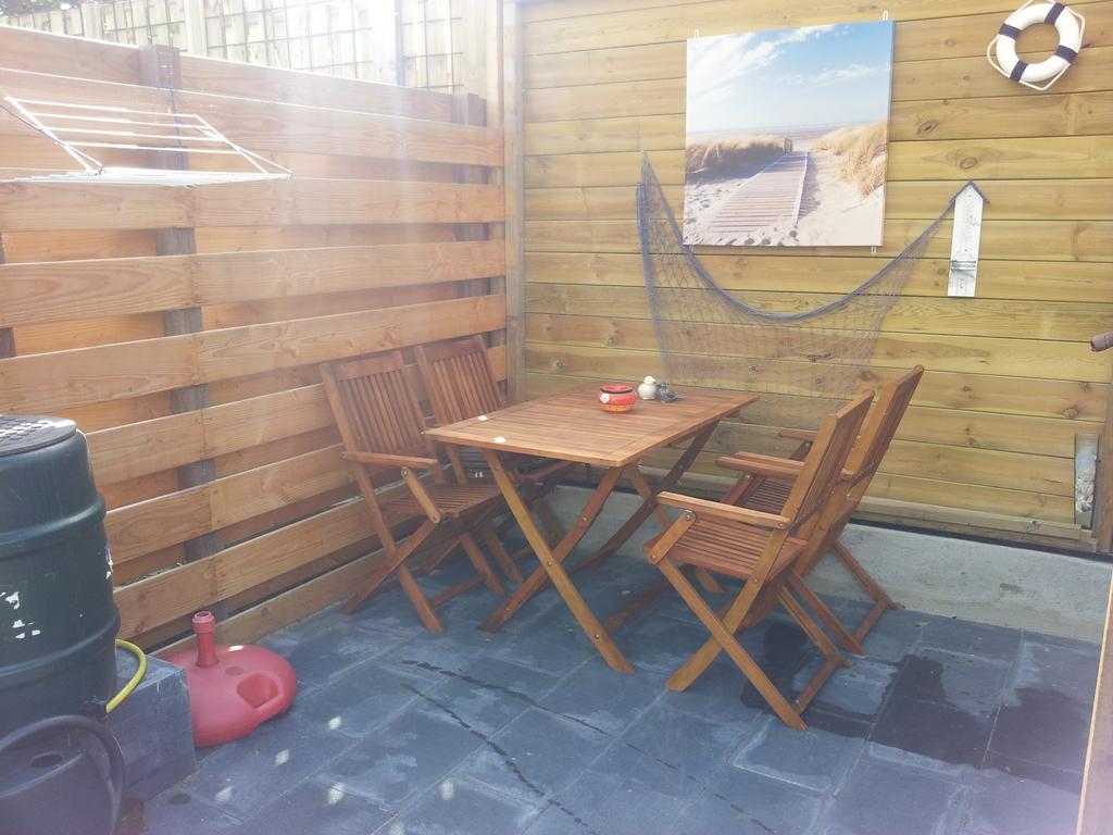 Homestay Bij Aelita Den Burg Værelse billede
