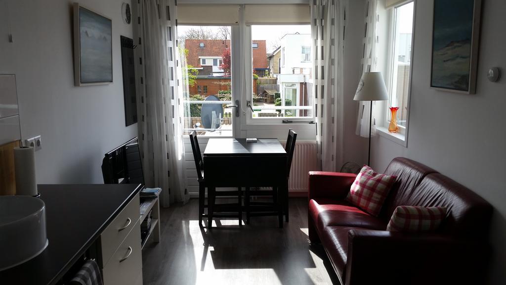 Homestay Bij Aelita Den Burg Eksteriør billede